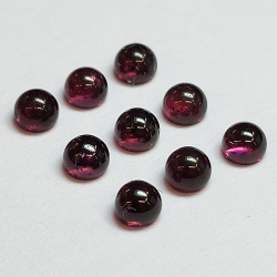 Garnet round cabochon 2.4-2.8 mm. 1ct.