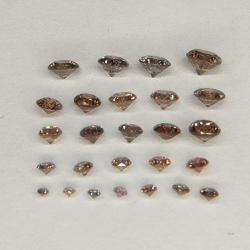 Diamante marron en talla redonda 1.00-3.65 mm