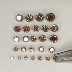 Diamante marron en talla redonda 1.00-3.65 mm